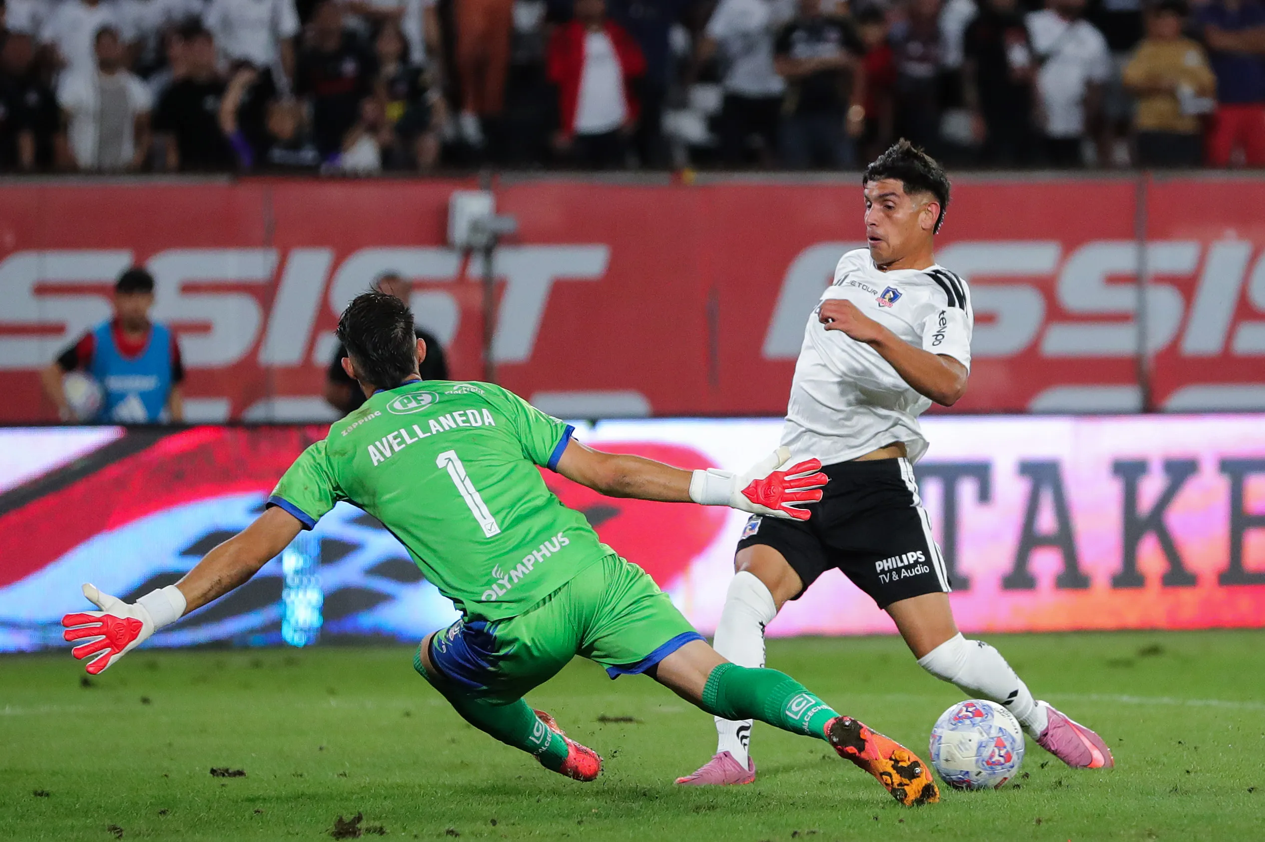 Yastin Cuevas puede ser baja ante O’Higgins. Imagen: Felipe Zanca/Photosport