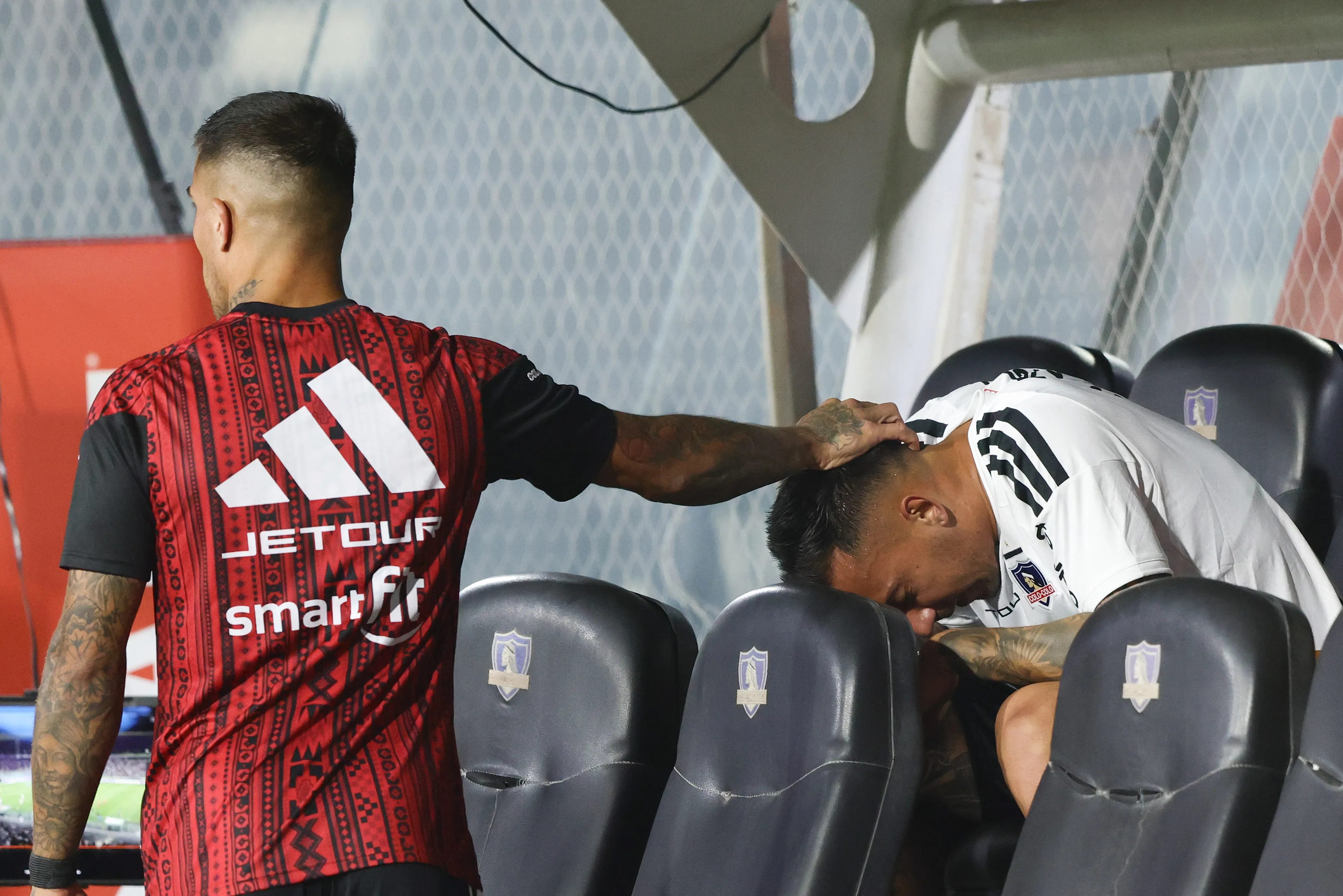 Javier Correa se transforma en duda para Colo Colo.Imagen: Felipe Zanca/Photosport