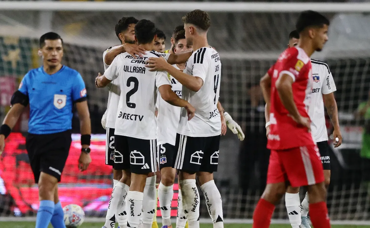 Tras Calera vs Ñublense: Así queda Colo Colo en la tabla de posiciones