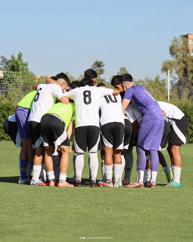 Colo Colo sale en búsqueda de nuevos talentos jóvenes.Imagen: Colo Colo Oficial