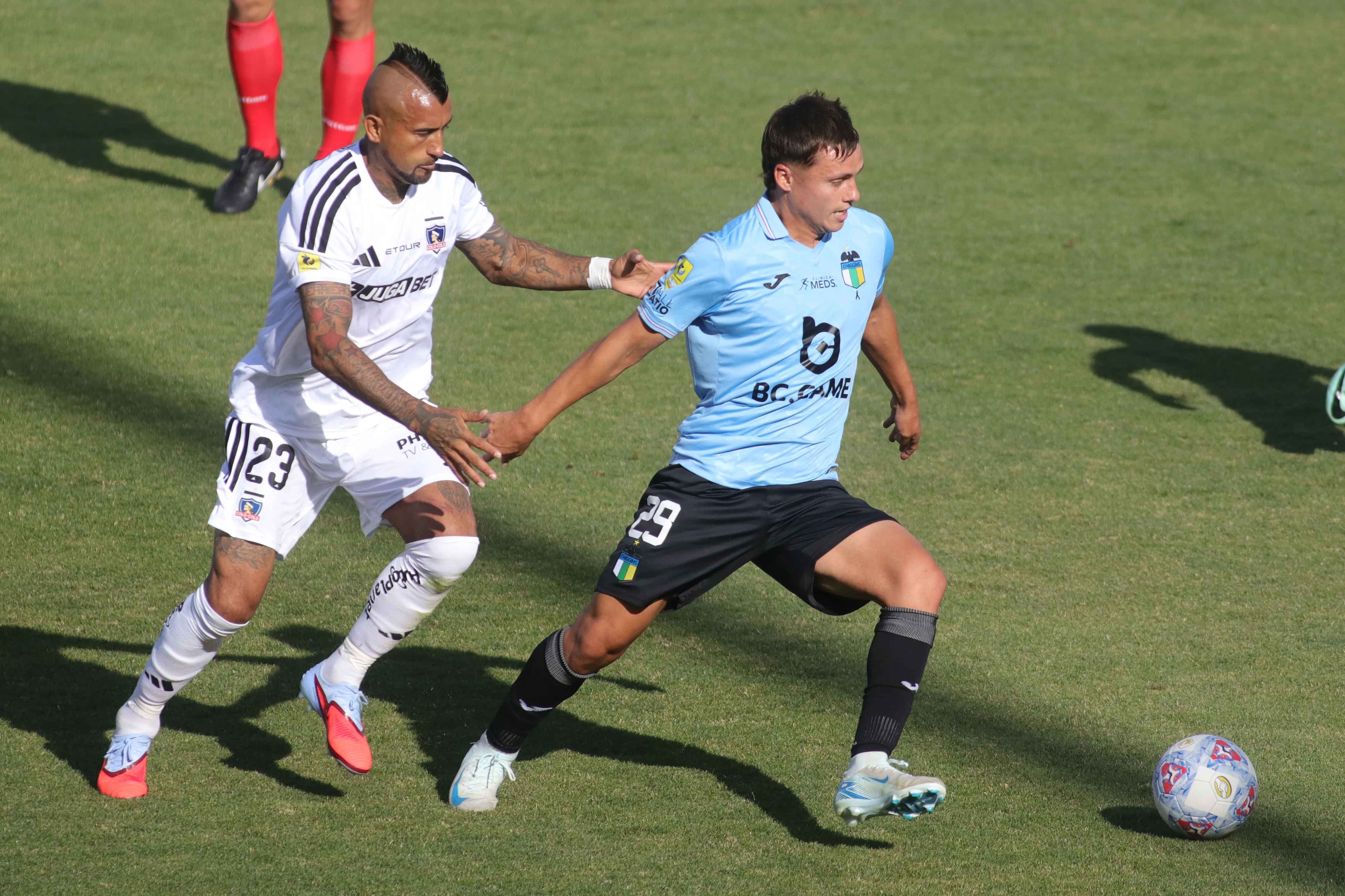 Arturo Vidal fue titular en la victoria de Colo Colo ante O’Higgins. Imagen: Jorge Loyola/Photosport
