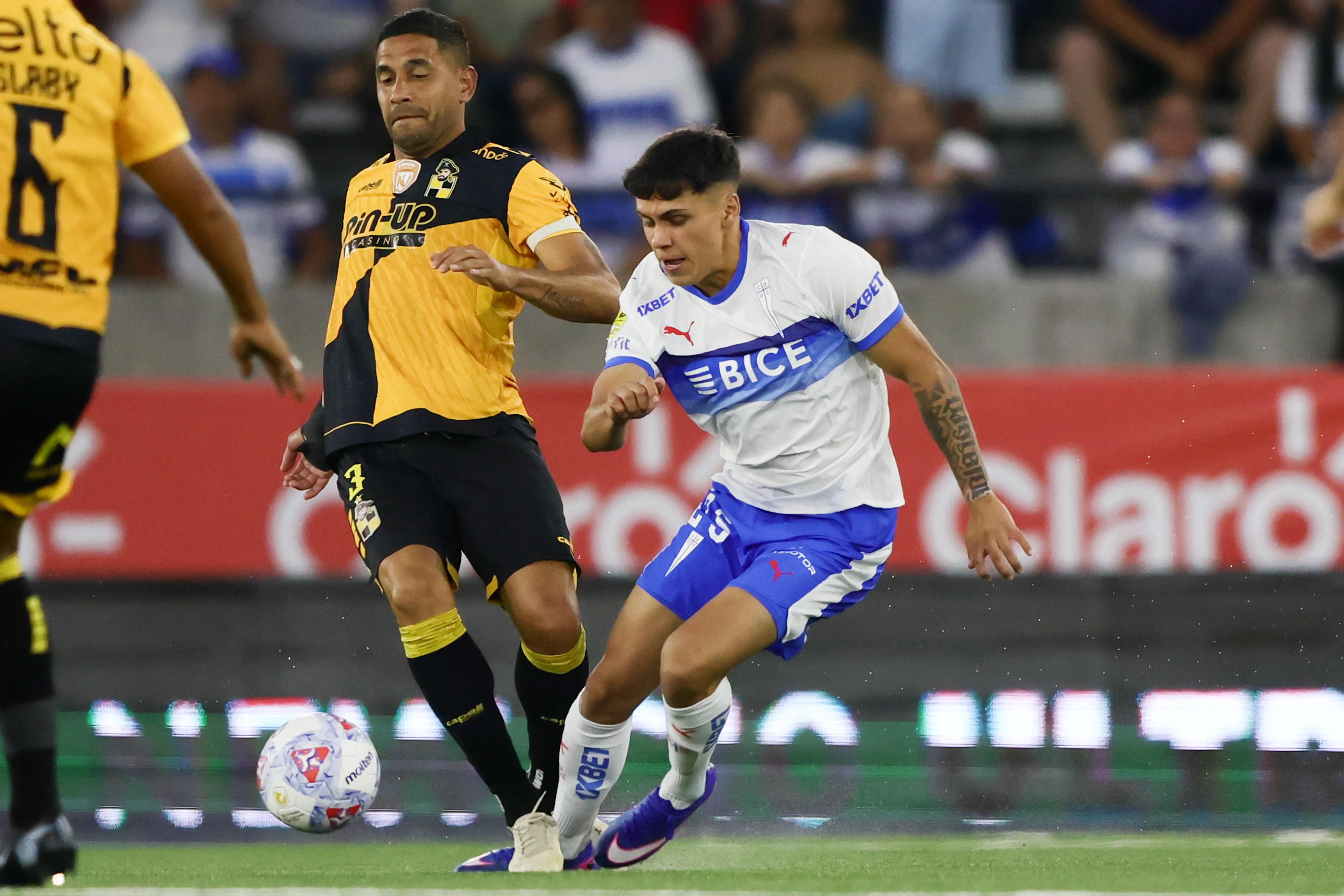 Universidad Católica venció a Coquimbo en el Claro Arena.Imagen: Felipe Zanca/Photosport