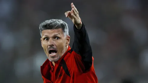 Charla y abrazos con Arturo Vidal: El entrenamiento de Fernando Ortiz para el Superclásico.