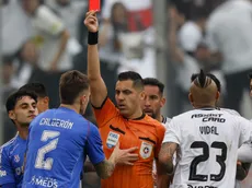 Designan a los árbitros que acompañarán a Garay en el Superclásico