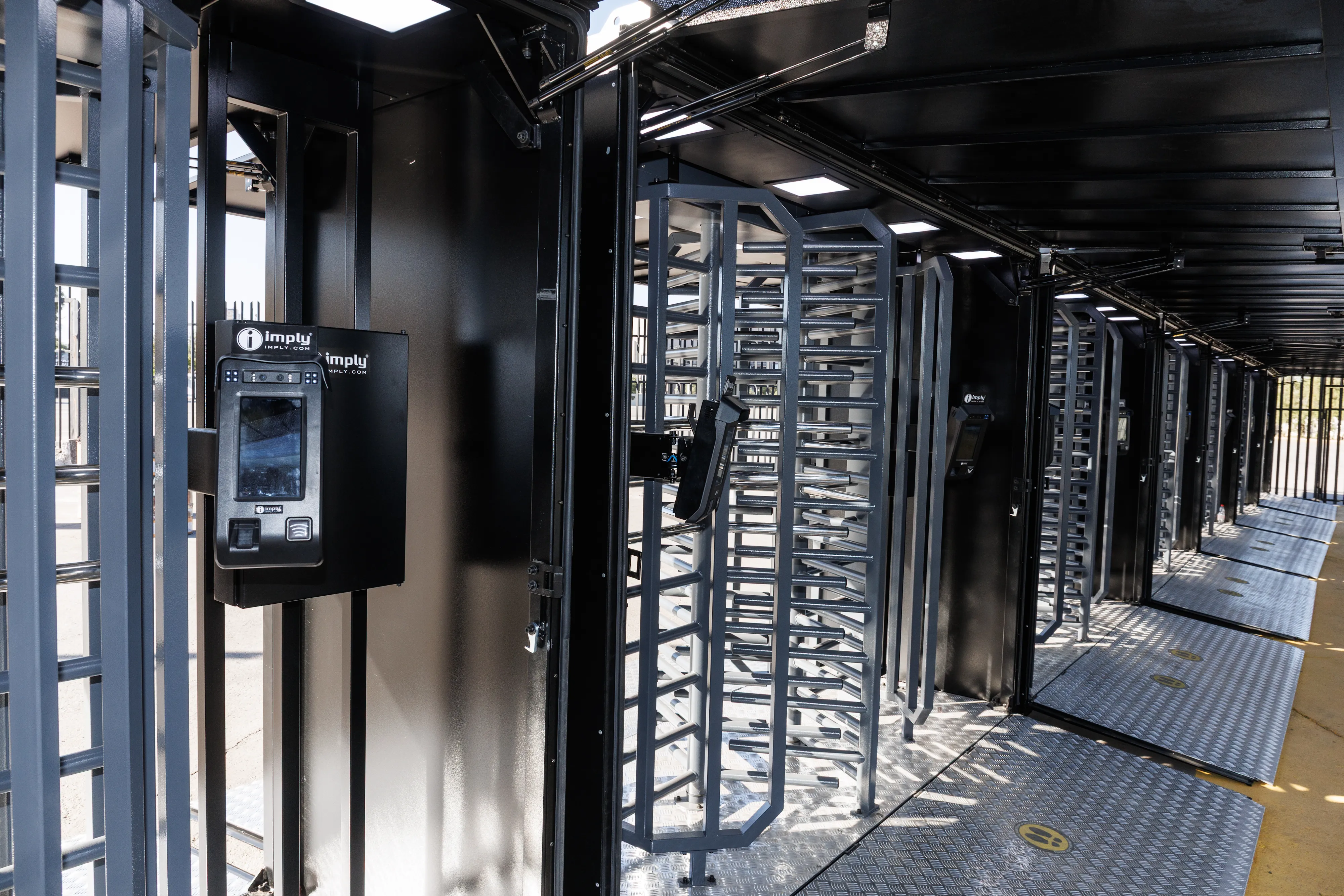 Los torniquetes estarán presentes en el Monumental para el Superclásico.Imagen: Diego Martin / Photosport