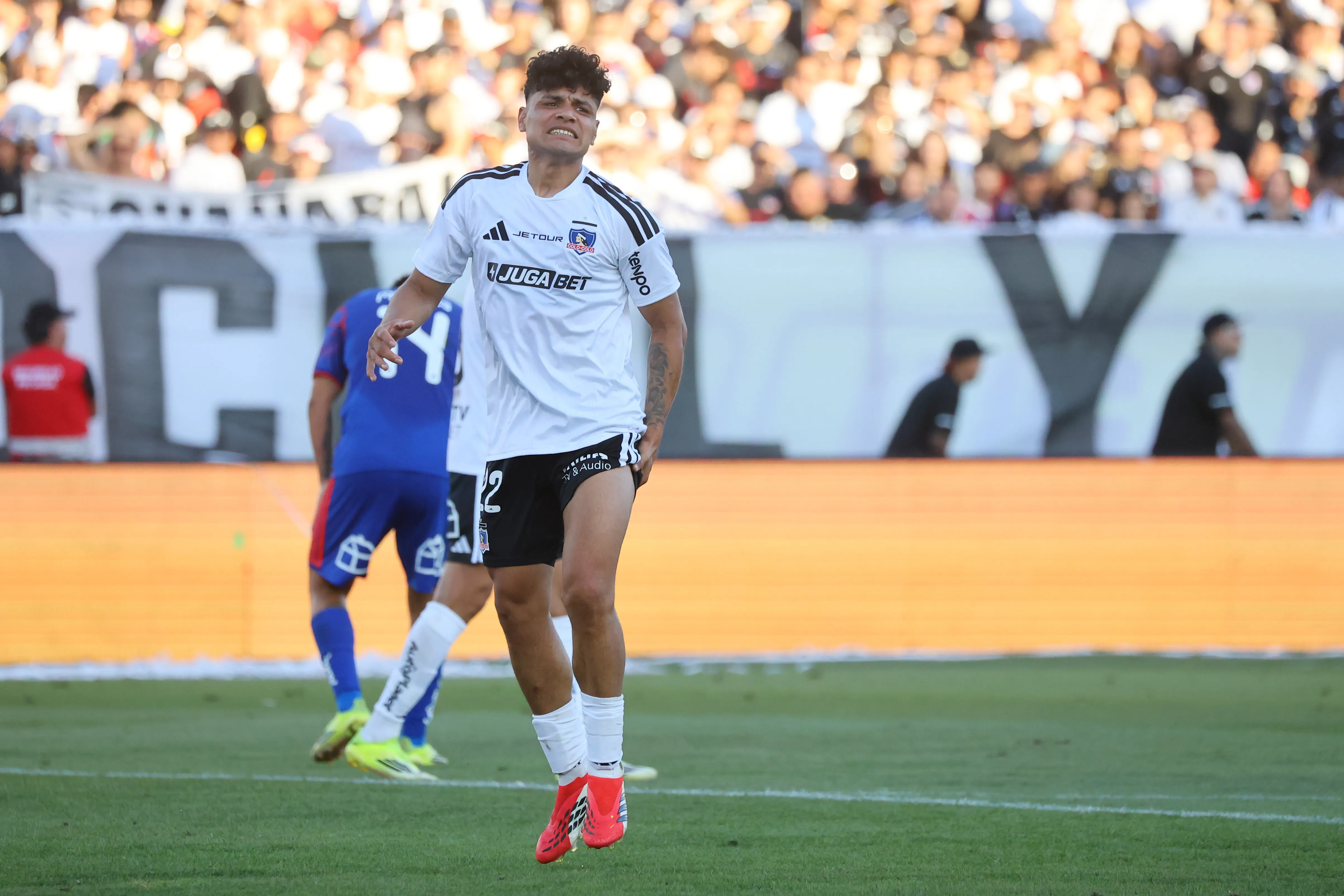 Claudio Aquino salió con molestias del Superclásico ante la U.