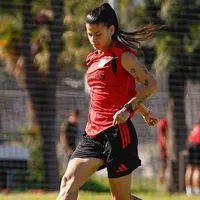 Dahiana Bogarín, figura de Colo Colo Femenino, sufre gravísima lesión