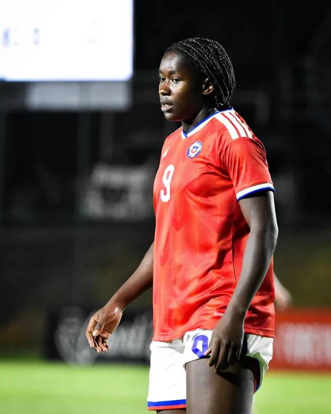 Mary Valencia anotó el único tanto de la Selección Chilena Femenina ante Paraguay en el primer amistoso de la fecha FIFA. Foto: La Roja.