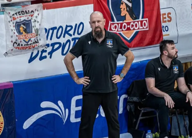 Ernesto Menchaca, entrenador de Colo Colo Básquet | Foto: CSD Colo Colo