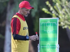 ¿Cómo le fue este año a Colo Colo con la línea de tres en defensa?