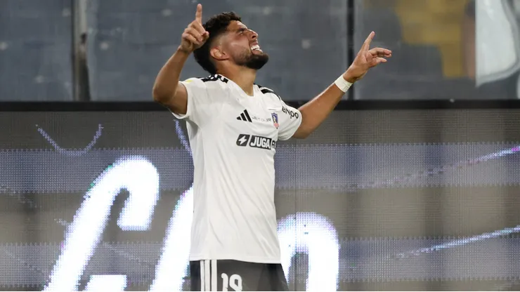 Histórico de Colo Colo aplaude la titularidad de Maxi Romero.