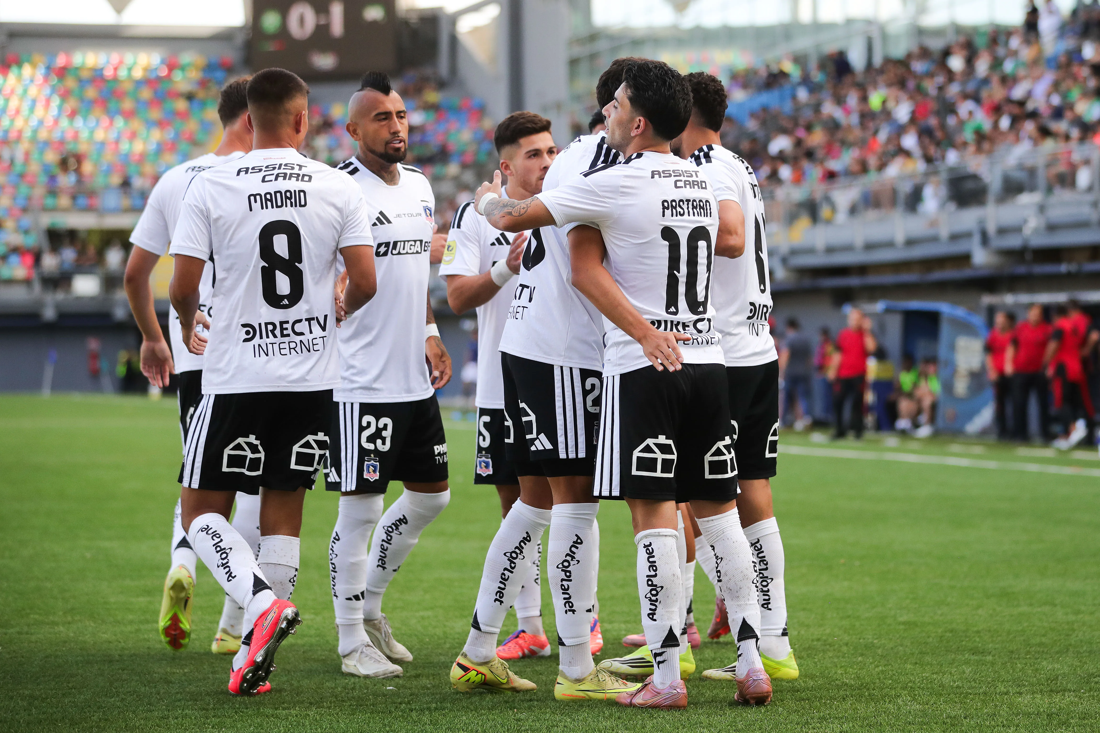 Colo Colo sube a la cima de la tabla de posiciones.