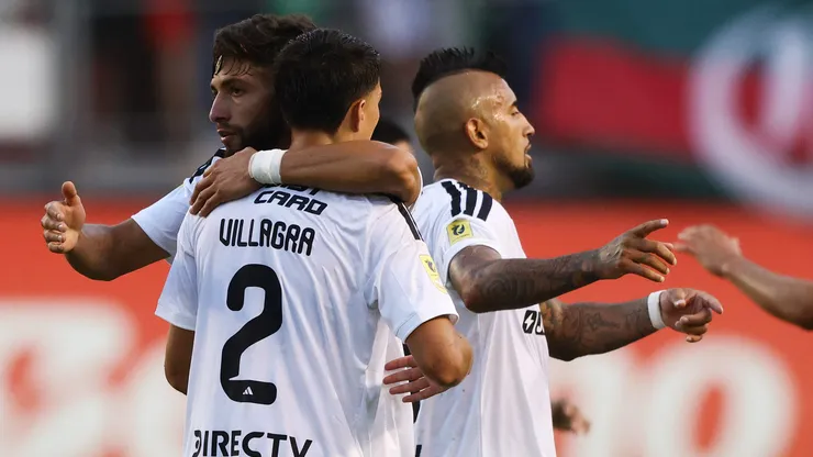 La defensa de Colo Colo brilla ante Audax.