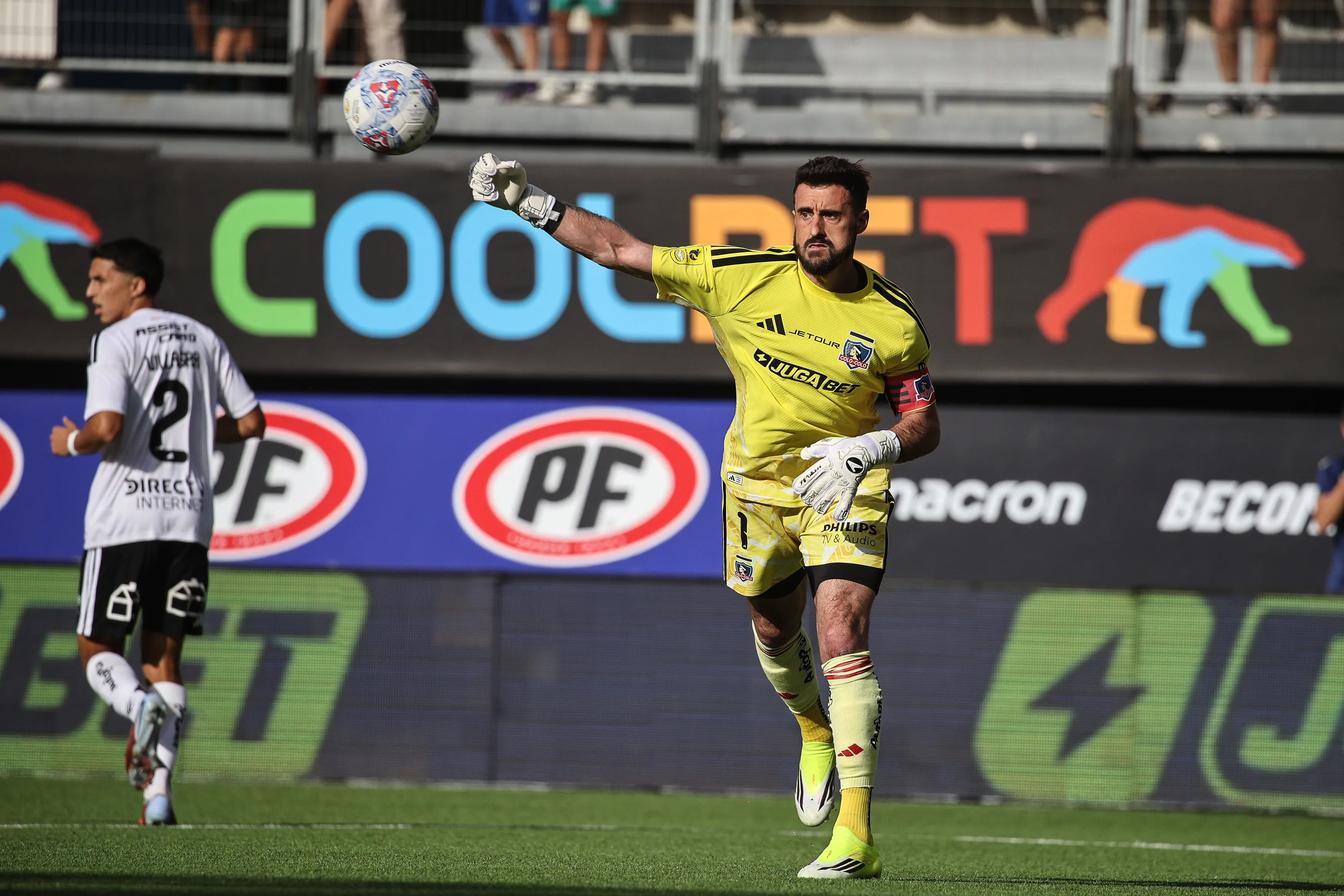 Fernando de Paul tiene inquieto a Fernando Ortiz en Colo Colo.