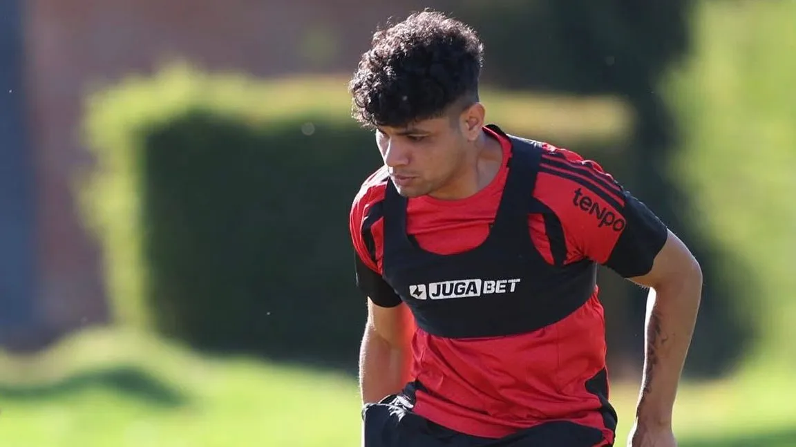 Claudio Aquino podría ser opción para el lunes