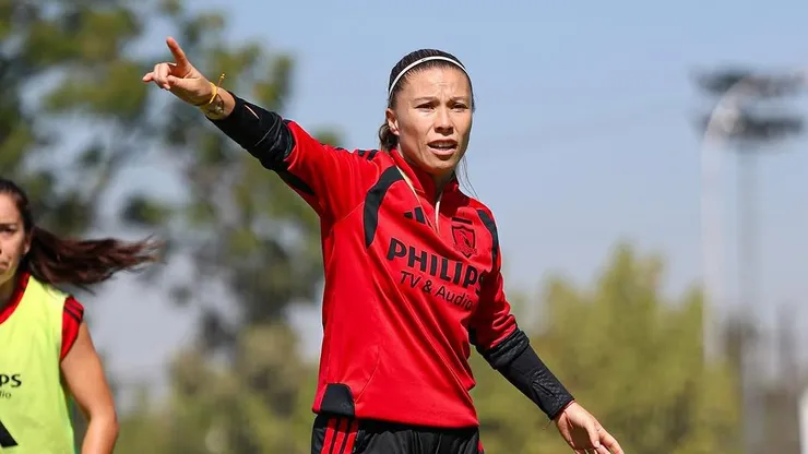 Yanara Aedo quiere llegar a lo más alto con Colo Colo Femenino.