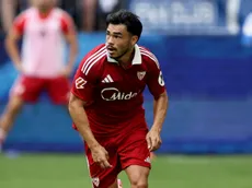 Titulares en Camp Nou: Suazo y Alexis presentes en Sevilla vs Barcelona