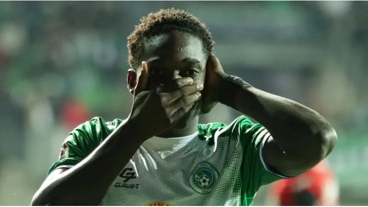 Con baile incluido: Clerveaux anota segundo gol consecutivo en Puerto Montt.