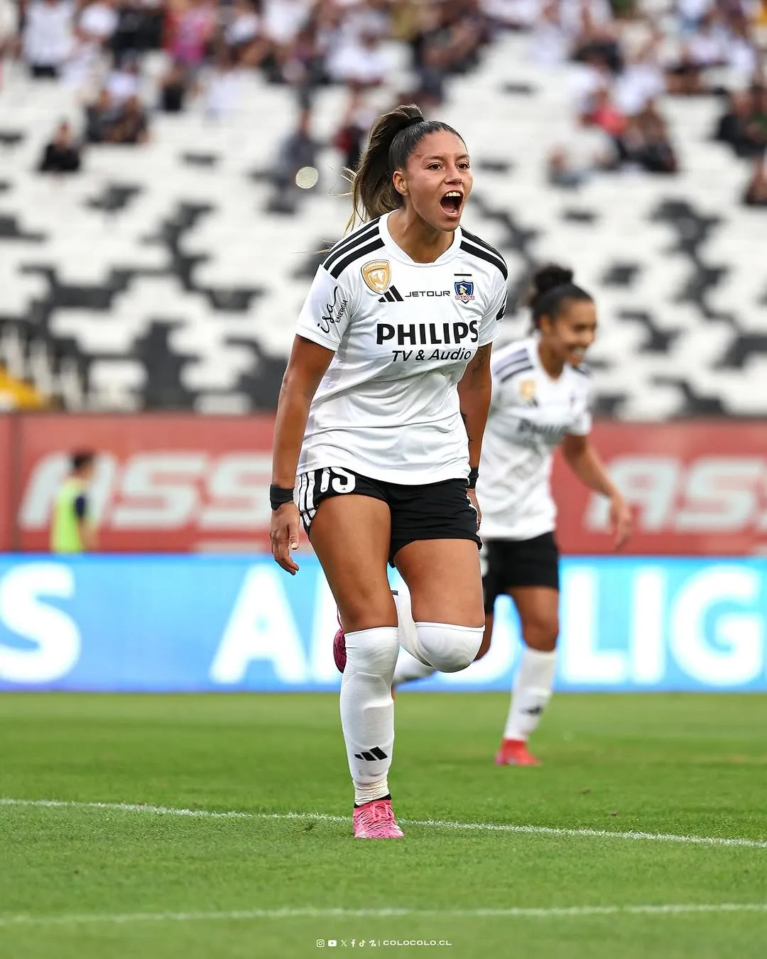 Anaís Cifuentes marcó un doblete en Colo Colo Femenino vs Magallanes.