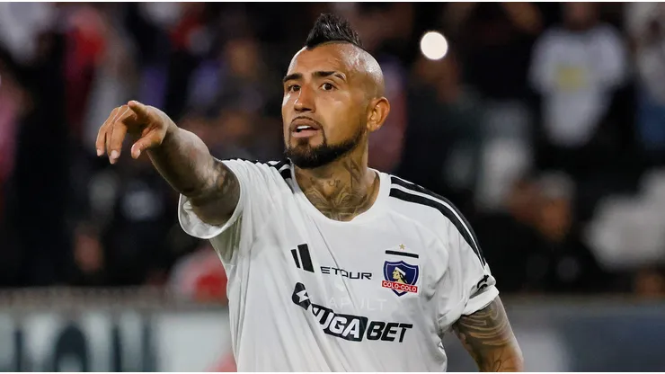 Avisa que Vidal es duda en Colo Colo para enfrentar a Coquimbo.
