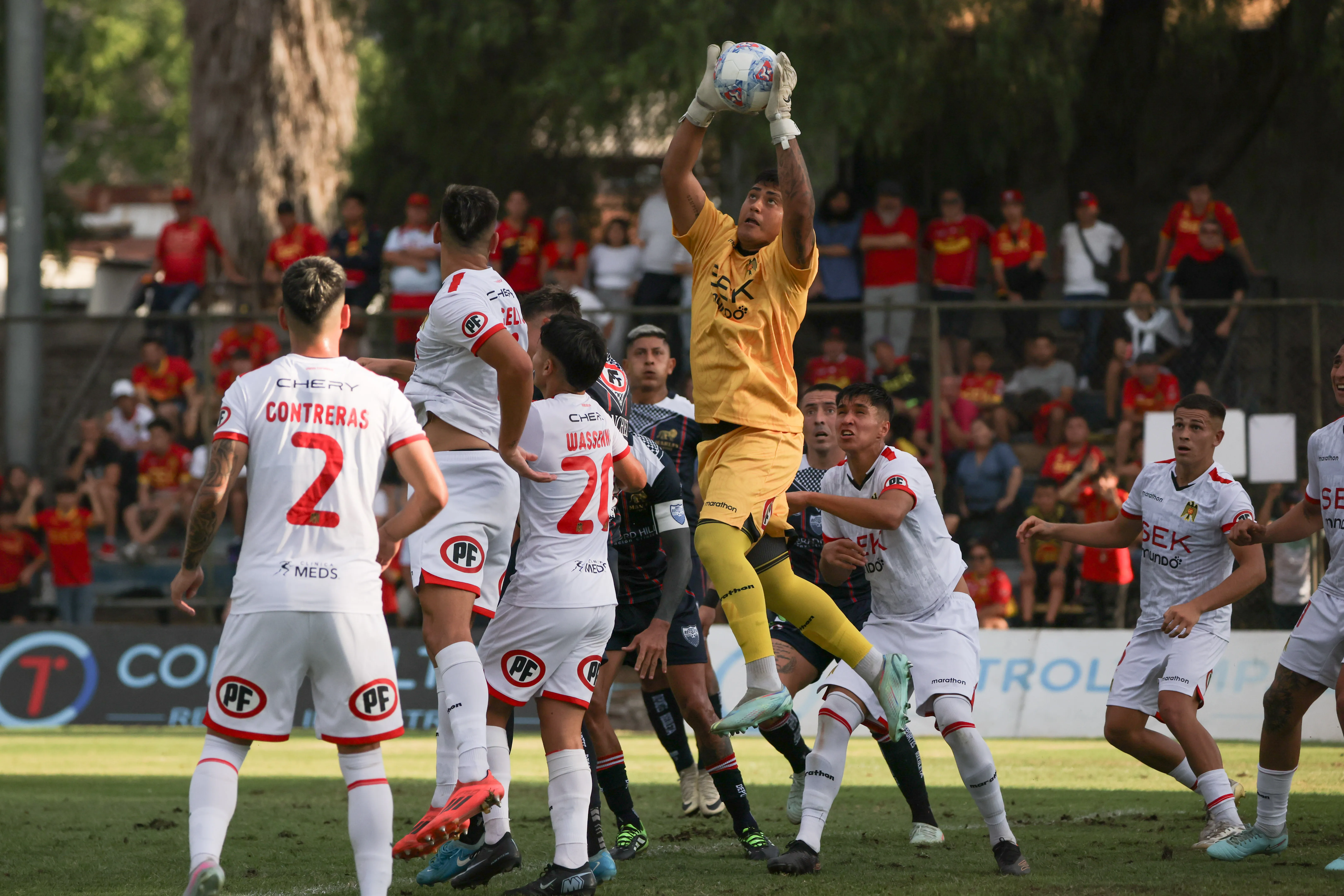 Julio Fierro sumó su primera titularidad en la Primera B con Unión Española.