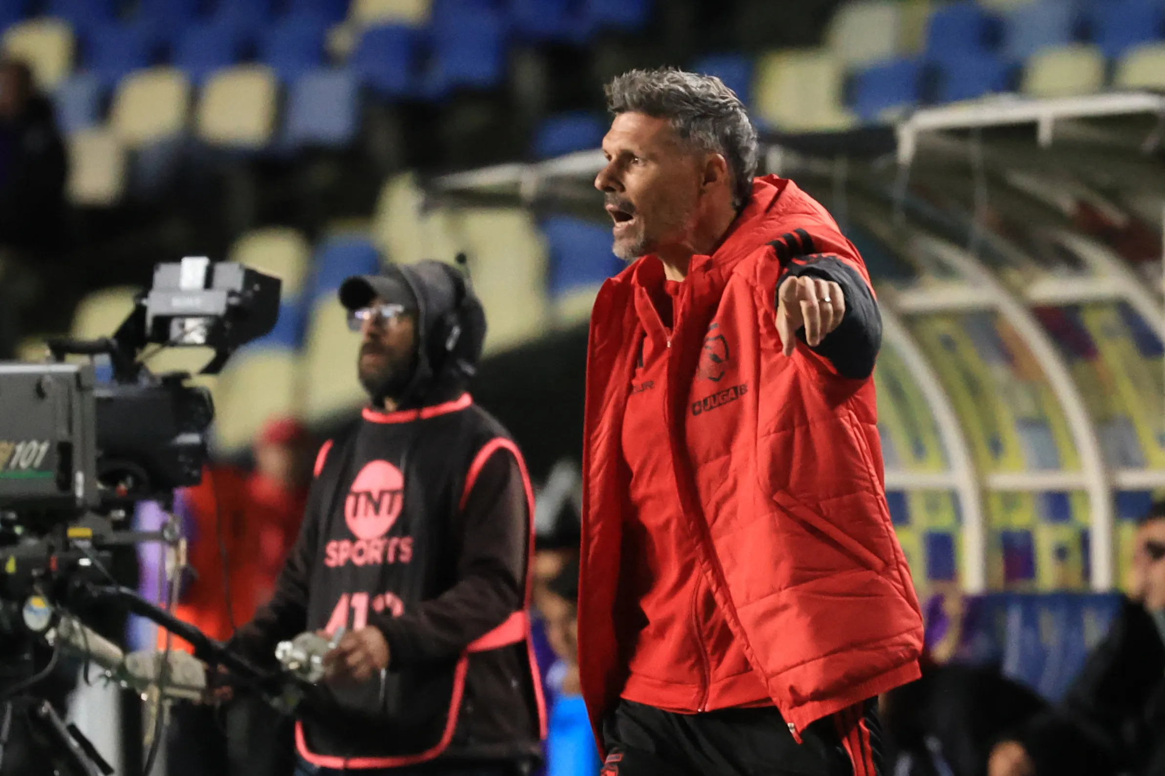 Fernando Ortiz conversó tras la victoria de Colo Colo.Imagen: Eduardo Fortes/Photosport