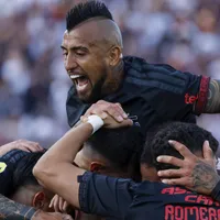 Vidal babea por el mediocampo albo y bromea: “Vidal que se quede en la casa mejor”