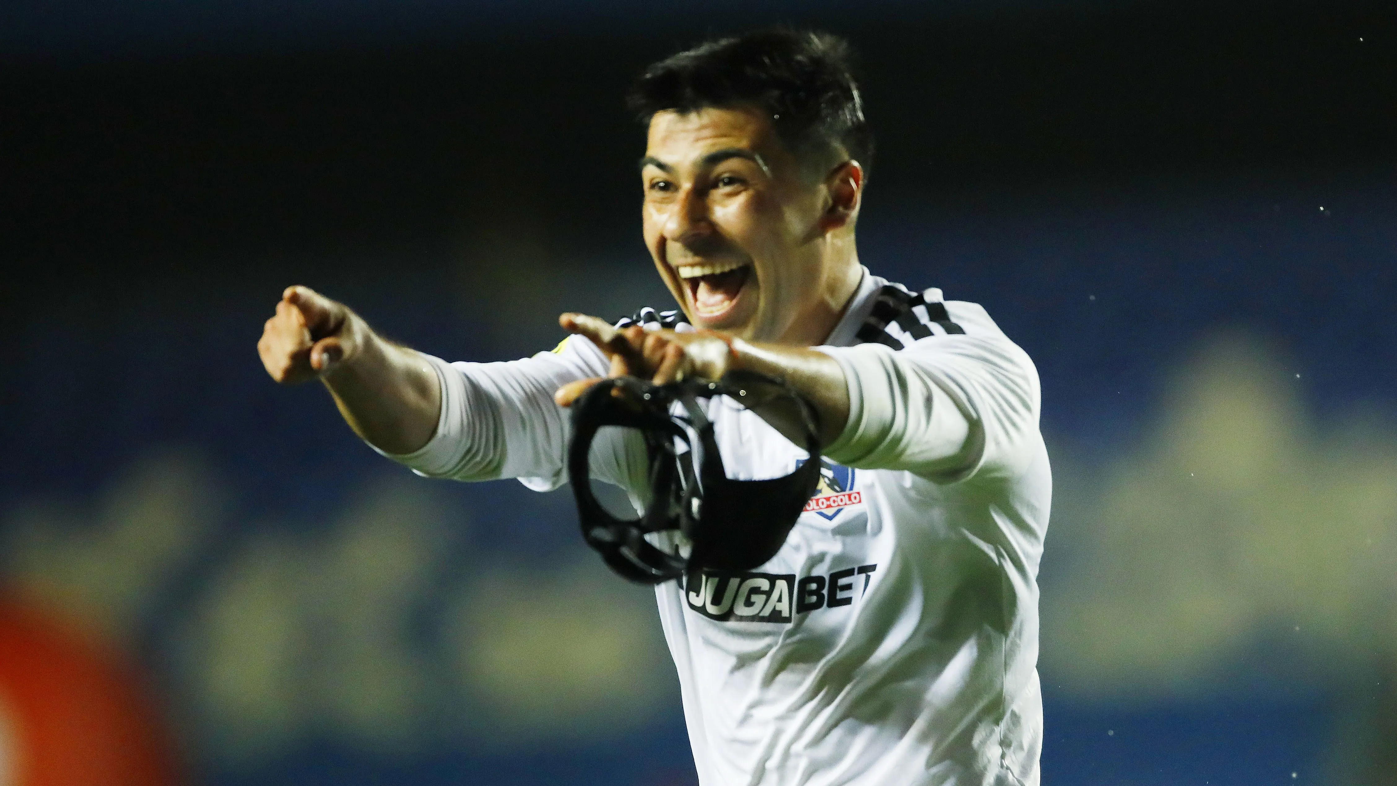 Tomás Alarcón intenta subir su nivel en Colo Colo