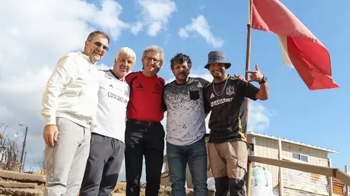 La especial visita de Colo Colo a Penco: compartieron y regalaron camisetas.