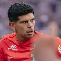 Lesión complica a Esteban Pavez en Alianza Lima: Es duda para clásico