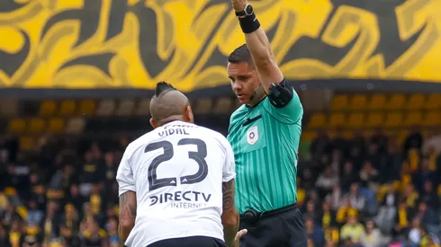 Se definen los árbitros para el partido de Colo Colo vs Huachipato.