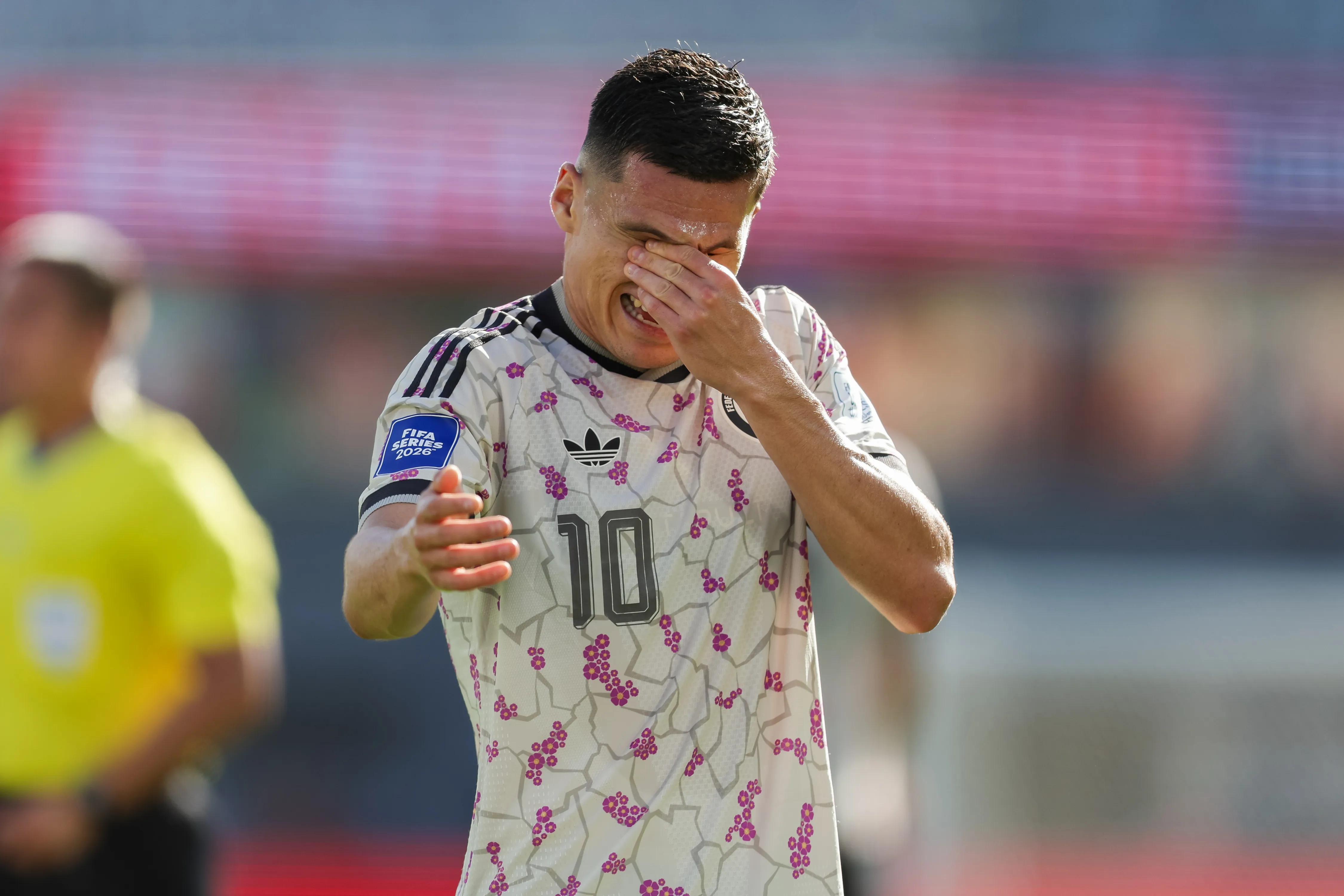 Lucas Cepeda no jugó bien ante Cabo Verde | Foto: Photosport