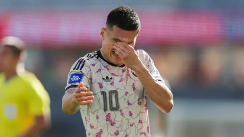 Critican partido de Cepeda tras el triunfo de la Selección Chilena.