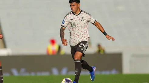 Diego Ulloa en su debut en la Roja.
