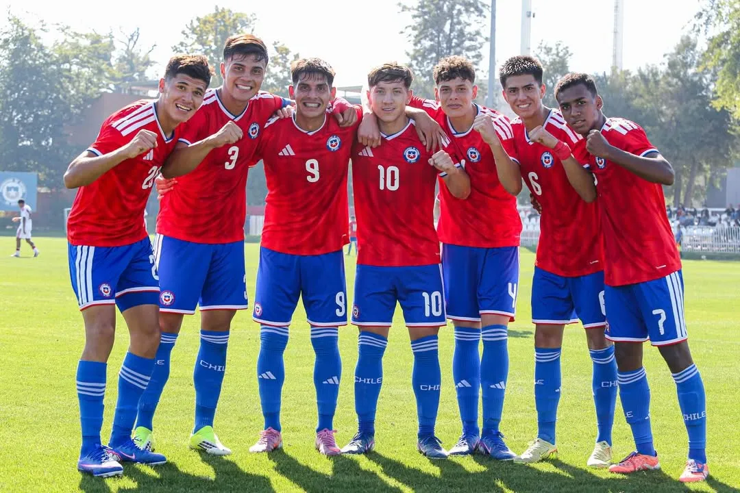 Con goles de Vicente Martínez y Yastin Cuevas, la Roja venció por 2 a 1 a Perú en Quilín.