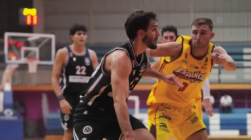 ¡Remontada alba! Colo Colo Básquetbol festejó su primer triunfo en la liga.