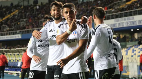 Álvaro Madrid festeja su gol en la victoria del Cacique por 3-1 ante Deportes Concepción.