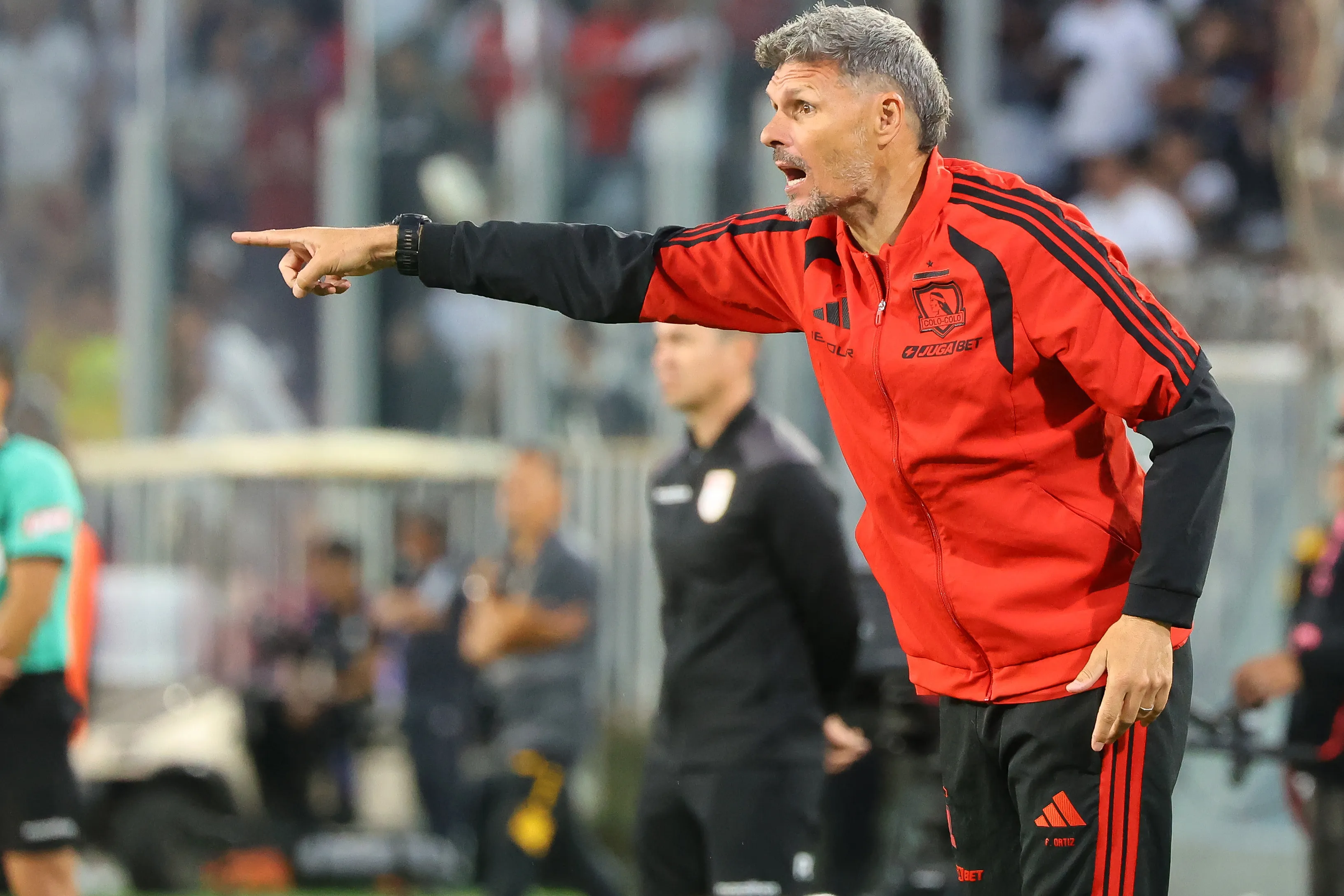 Aníbal Mosa celebró haber respaldado a Fernando Ortiz en Colo Colo.Imagen: Jonnathan Oyarzun/Photosport