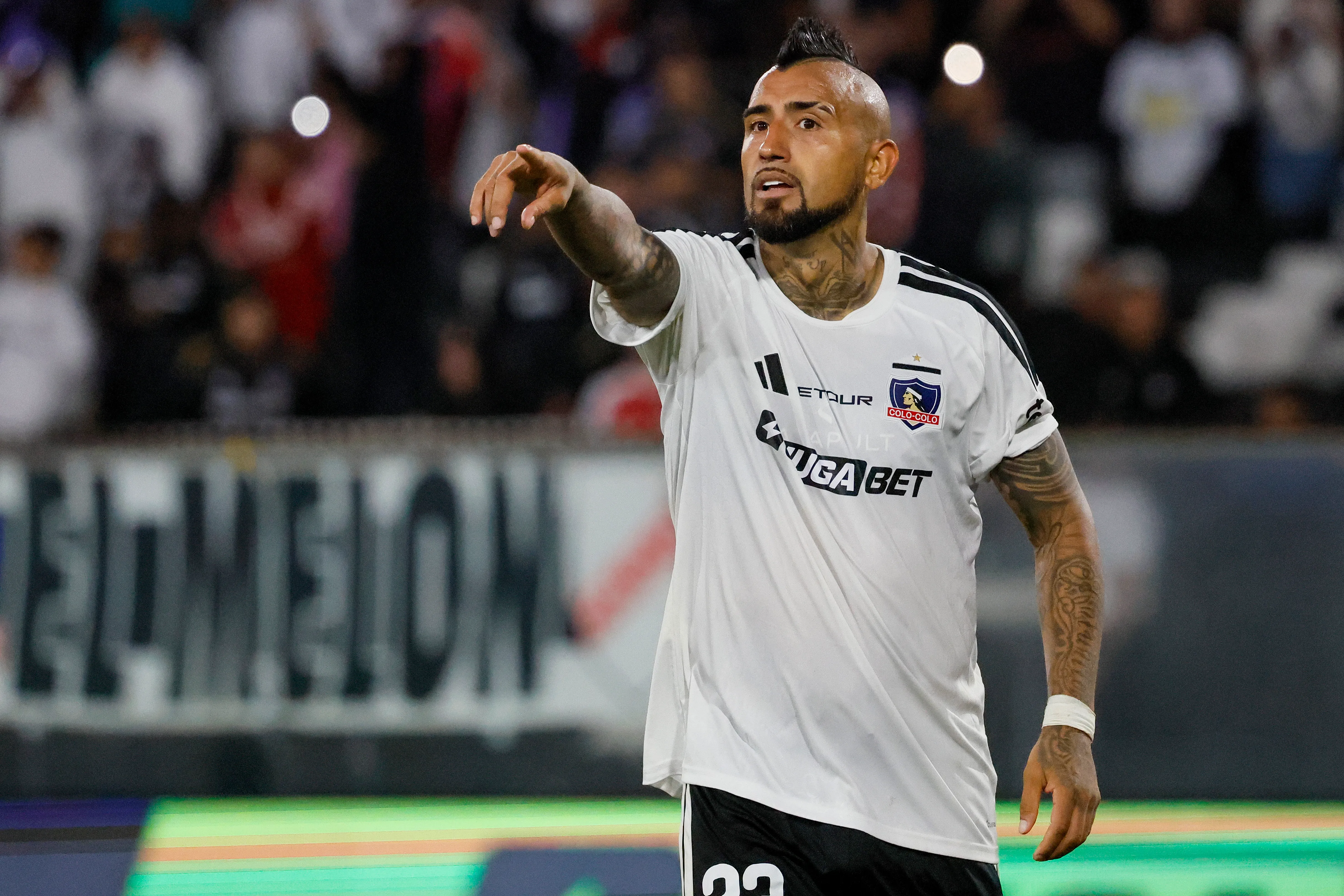 Arturo Vidal no estuvo en el quipo titular en la práctica.Imagen: Andres Pina/Photosport