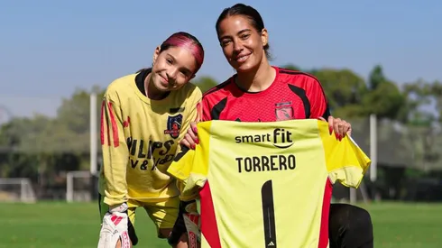 El hermoso gesto de Ryann Torrero con una pequeña hincha de Colo Colo.