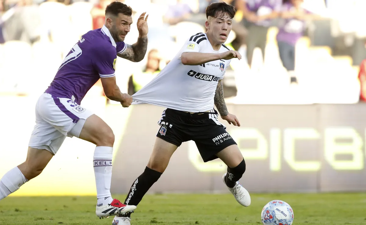 Colo Colo Working on Contract Renewal for Leandro Hernández