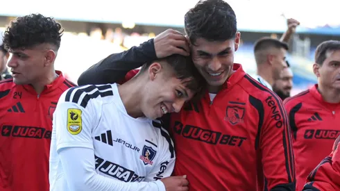 Rodrigo Catalán debutó en Colo Colo con 16 años, lo que provocó el aplauso de un histórico albo al DT, Fernando Ortiz.