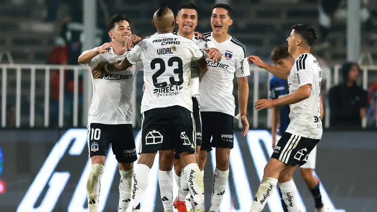Aplauden el nivel de un jugador de Colo Colo.
