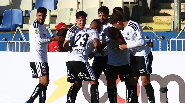 Mosa pone paños fríos por refuerzos de Colo Colo y evita definir compras.