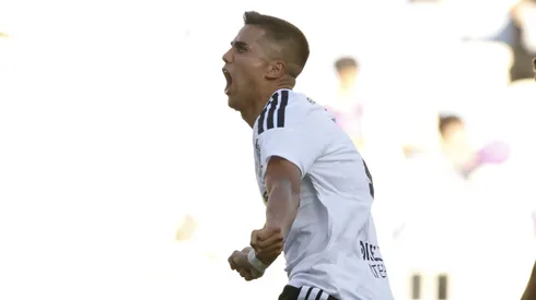 Álvaro Madrid revela sabrosos detalles de sus primeros meses en Colo Colo.