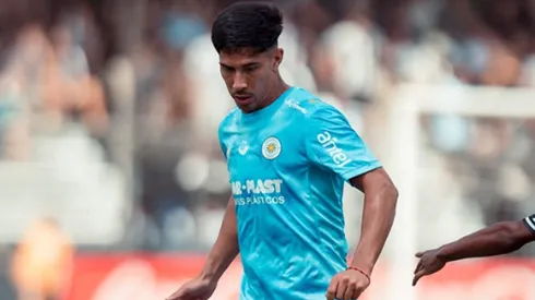 La tremenda patada que recibió Salomón Rodríguez.