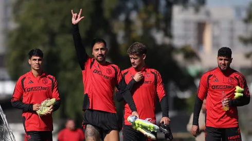 Correa regresa a jugar un partido en Colo Colo con gol en amistoso.