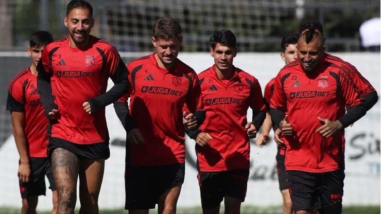 (Contexto) Los especiales invitados del amistoso de Colo Colo frente a Deportes Colchagua en el Estadio Monumental.