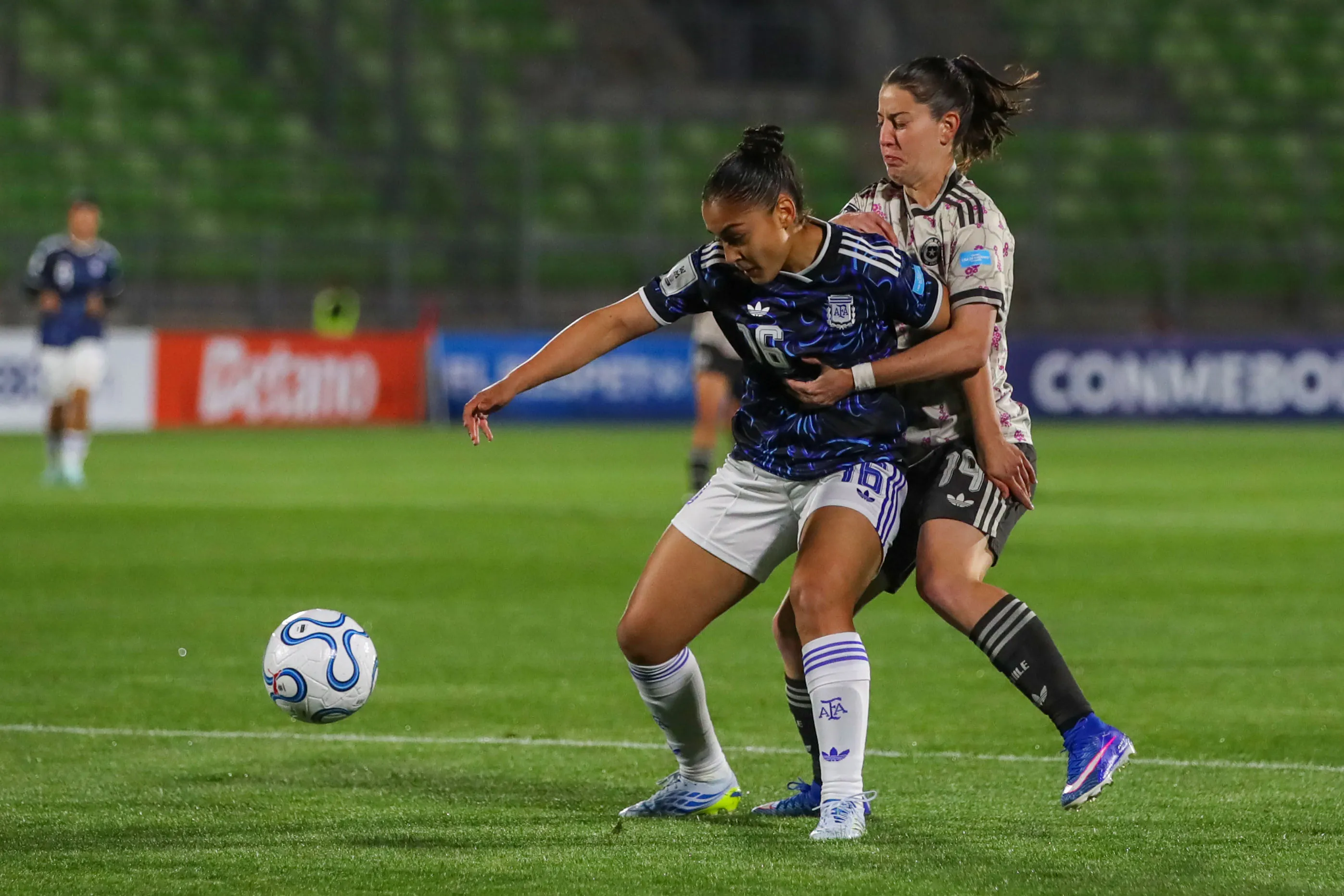 La Roja cayó ante Argentina y puso cuesta arriba su clasificación al Mundial de Brasil. 