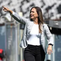 DT de Colo Colo femenino responde si dirigiría al masculino y fija postura